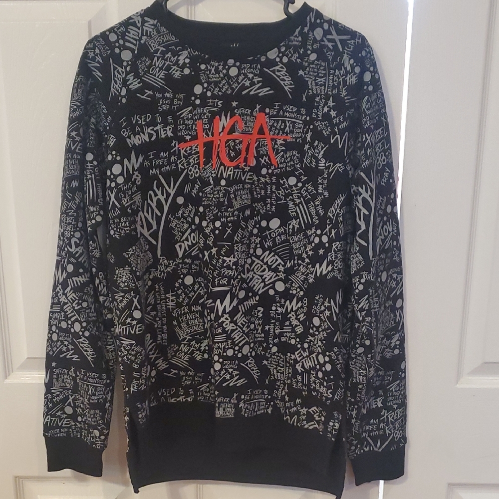 HGA Native Sweatshirt Size Medium